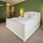 Spree-idyll Hotel 3*