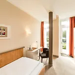 Spree-idyll Hotel 3*