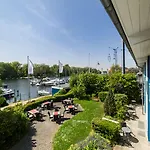 Hotel Spree-idyll 3*