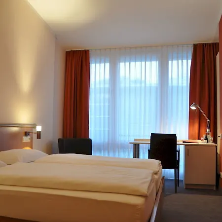 Spree-idyll Otel 3*